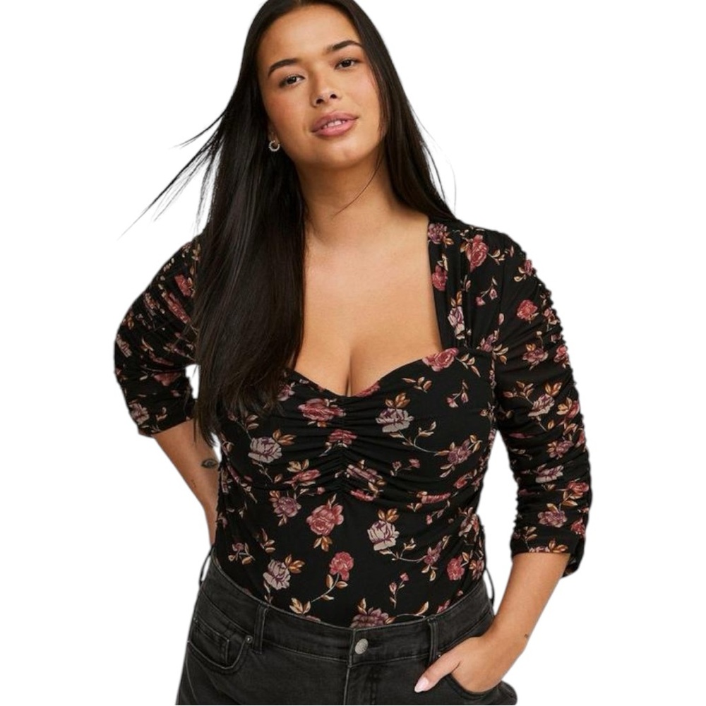 NWT Torrid Mesh Sweetheart Shirred Top